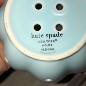 kate spade Dining - Kate Spade Berry Bowl NWT kate spade Dining - Kate Spade Berry Bowl NWT